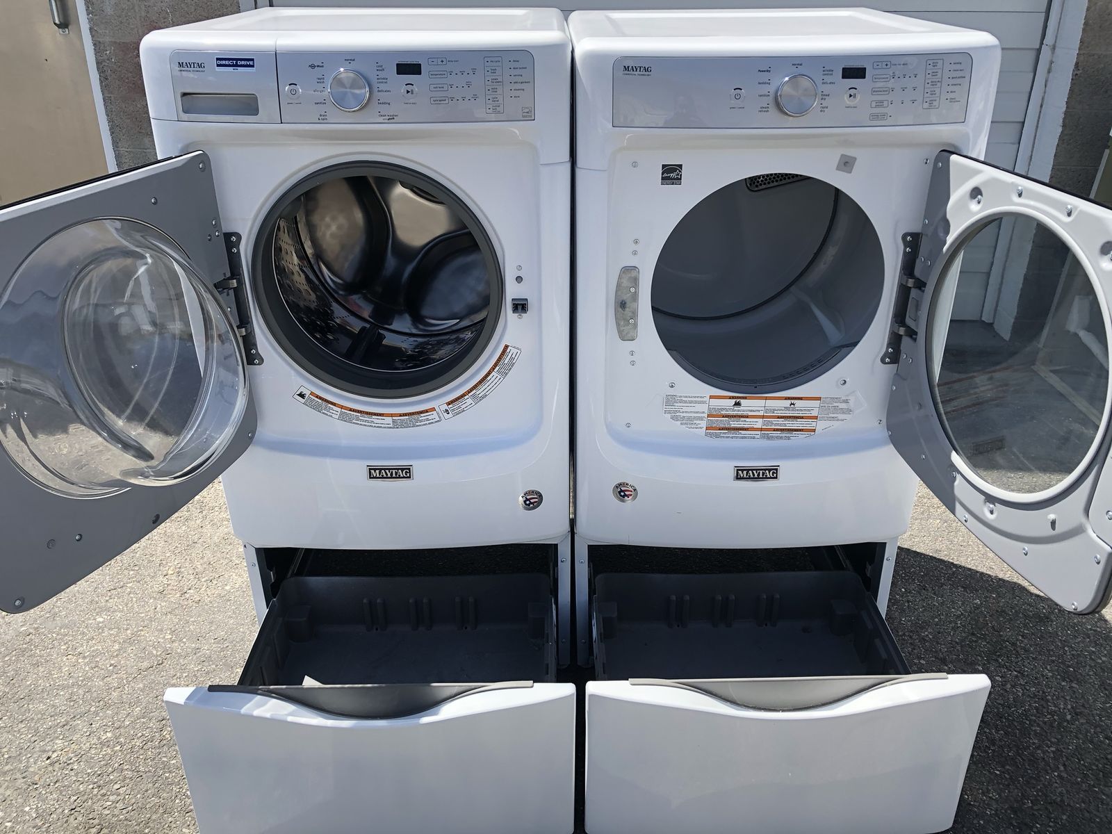 Great Maytag electric set on pedestals,free delivery