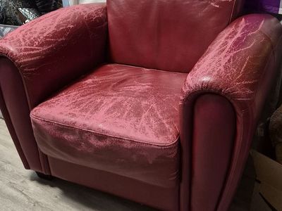 Free red chair