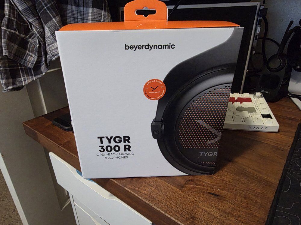 Beyerdynamic TYGR 300 R | Open Back Gaming Headphones - Barely Used In Box