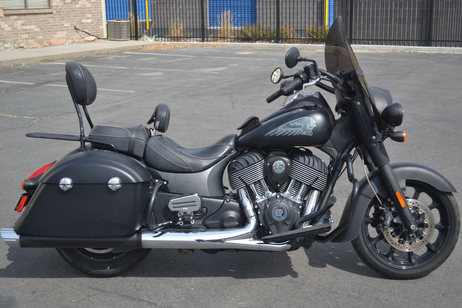 2018 Indian Springfield Dark Horse - LOW MILES - WAY UNDER BOOK VALUE - Chief