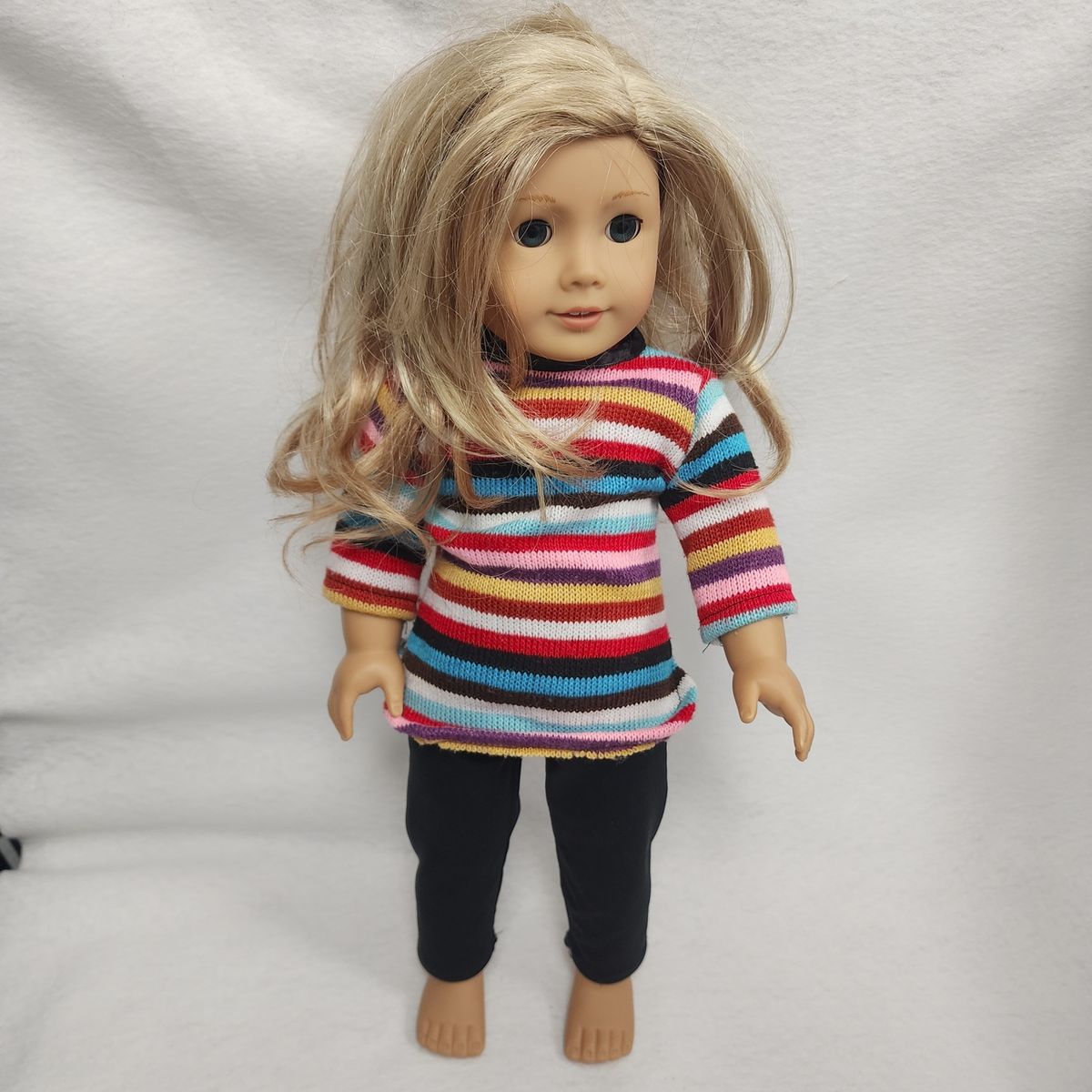 AMERICAN GIRL DOLL JULIE BLONDE HAIR BLUE EYES NICE CONDITION w/ CLOTHING 