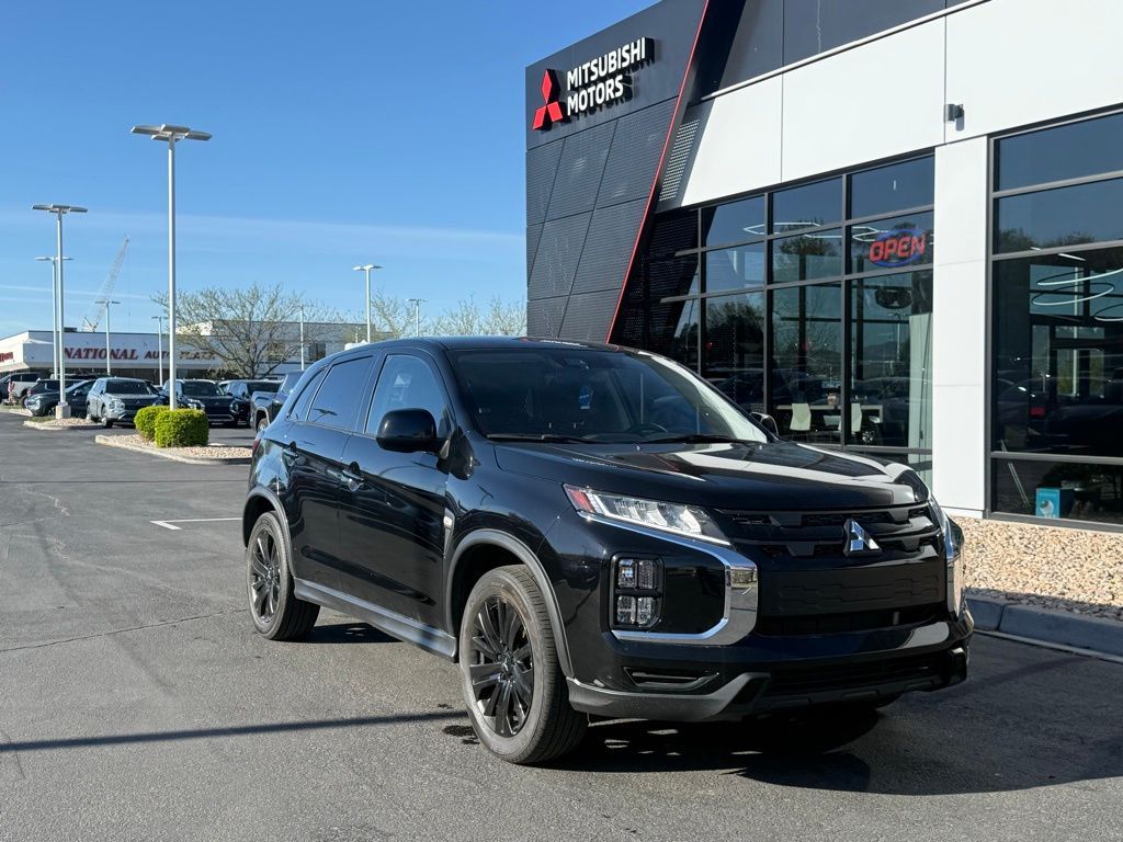 2024 Mitsubishi Outlander Sport LE