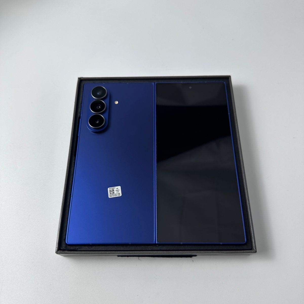 Main image 7