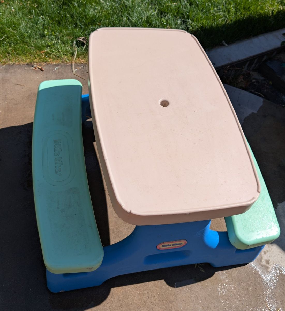 Little Tikes Kids Picnic Table
