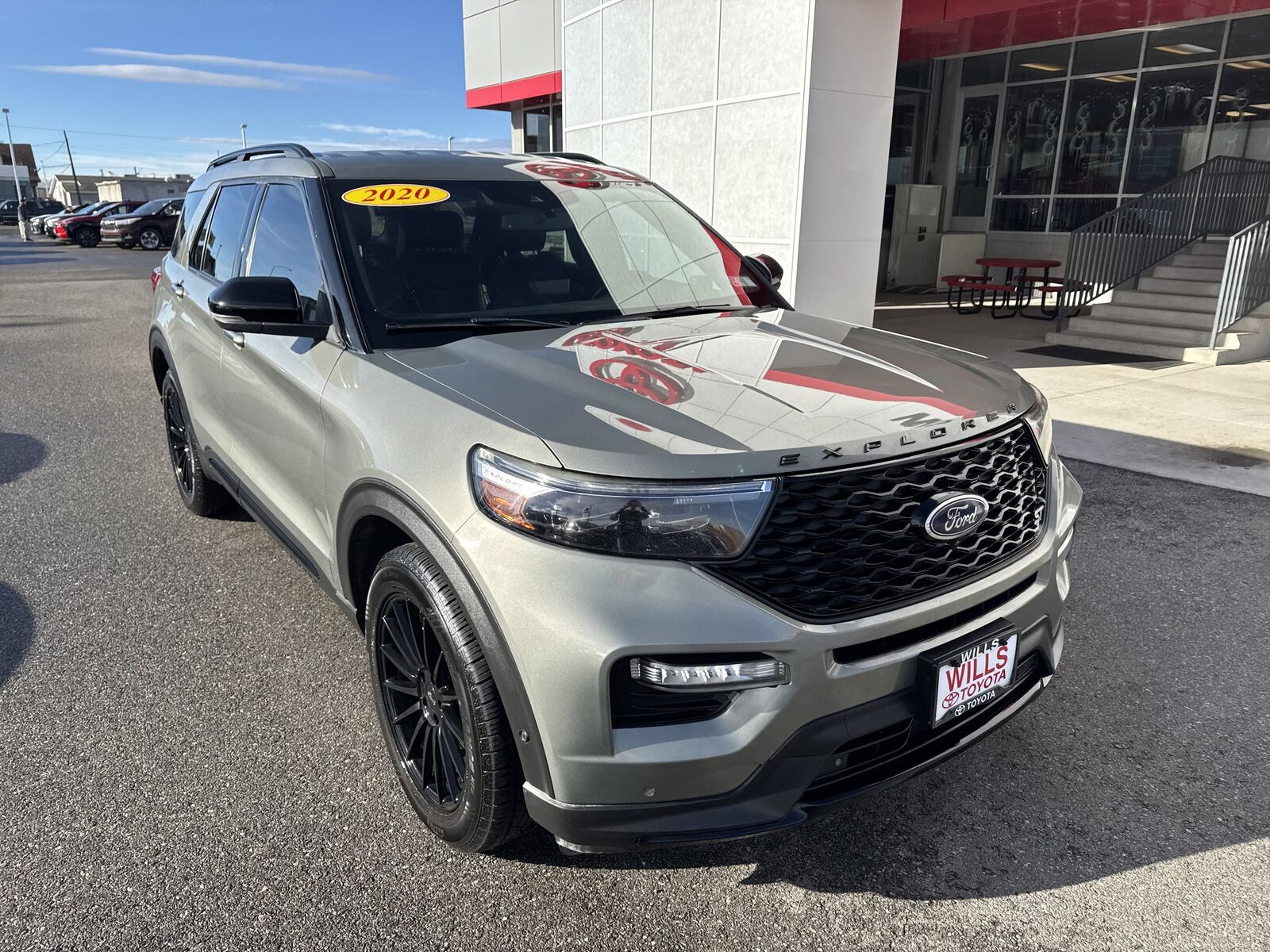 2020 Ford Explorer ST