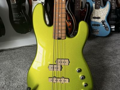 Charvel Pro Mod San Dimas PJ Bass