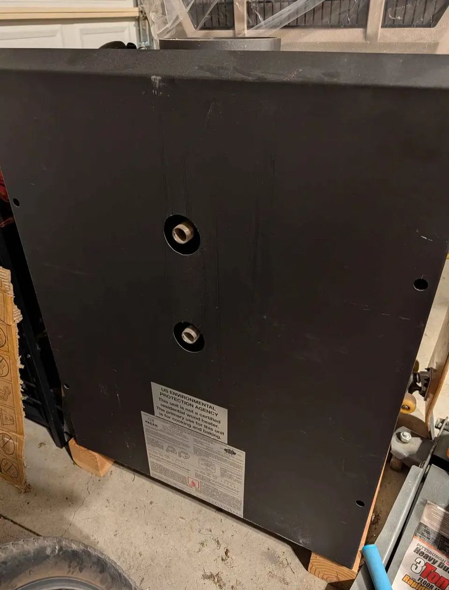 Main image 3