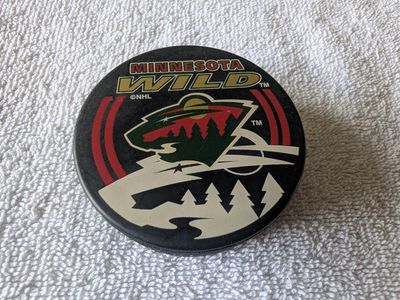Minnesota Wild Official 2 sided hockey puck made Slovakia