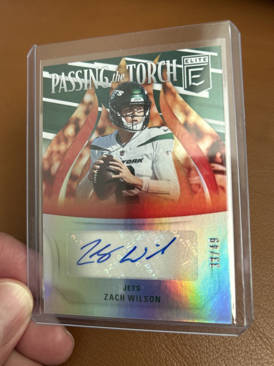 Zach Wilson 2022 Elite Passing the Torch Autograph 33/49 Football Card New York Jets BYU Cougars Hand Signed Auto