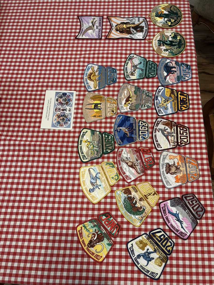 36 Vintage 2005 National Scout Jamboree Utah National Parks Council Dinosaur Patch Collection Lot w/cards *Rare* STAFF patches