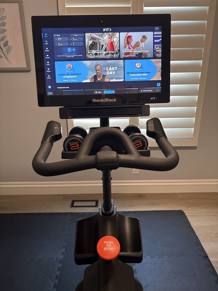 NordicTrack Commercial S22i Studio Cycle with 22” iFit TouchScreen
