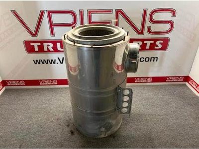 DONALDSON 15" DIA AIR CLEANER
27" LENGTH
7" INLET DIA