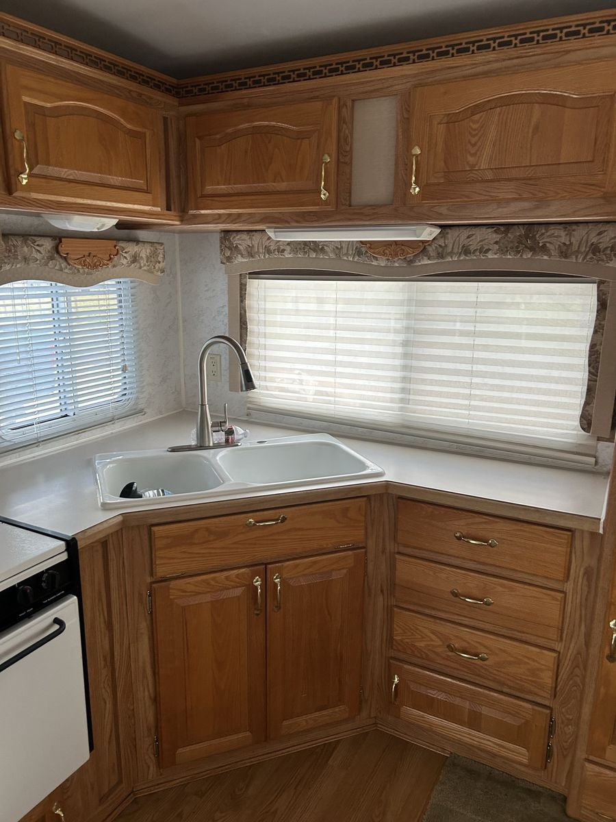 Main image 19
