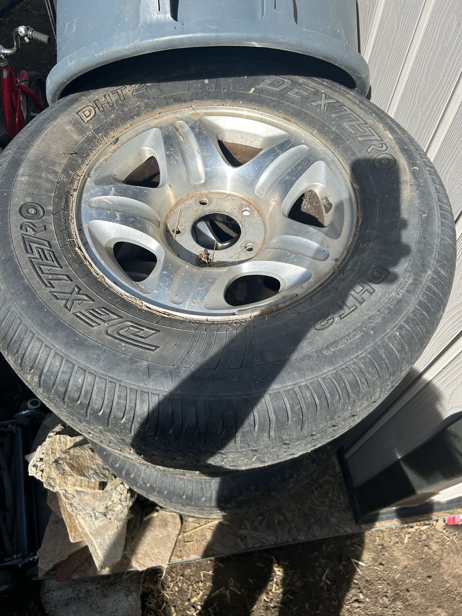 Dextero DHT2 P265/70R16 111T Tires with Aluminum Rims - Set of 4