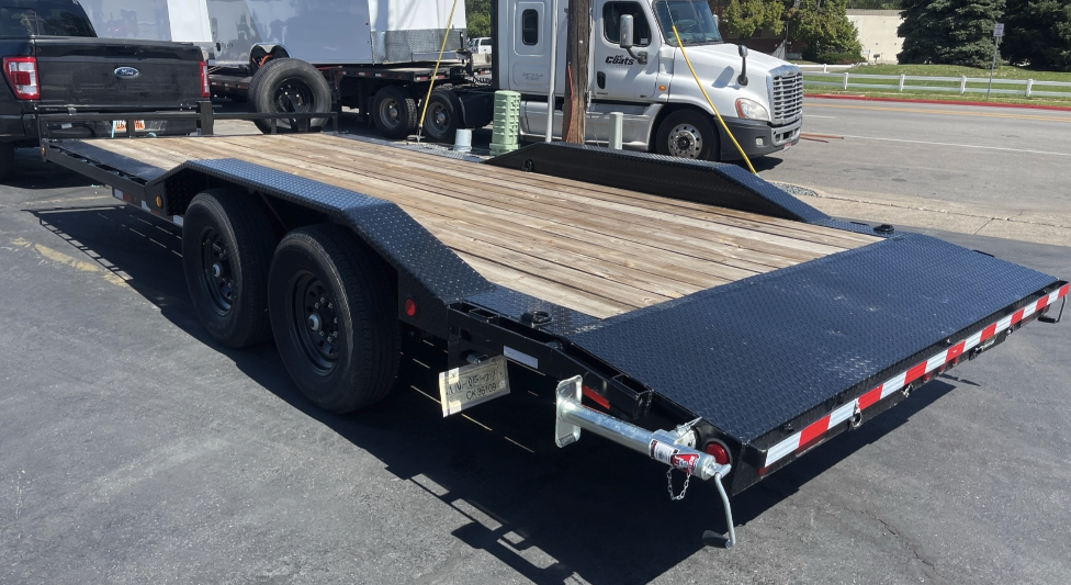 Trailer Rentals - Car Haulers, Equipment, Dump, Enclosed & Gooseneck Trailers