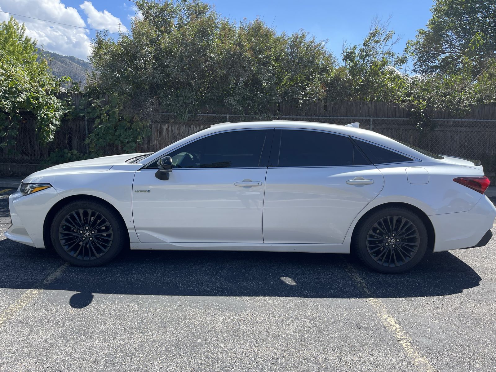 2019 Toyota Avalon Hybrid XSE