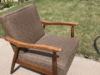 Paoli chair 1957