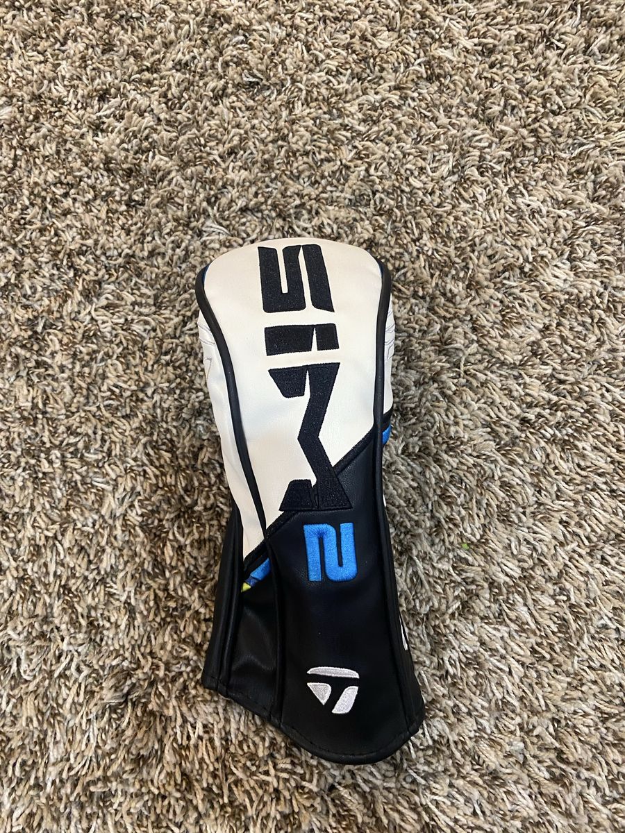 TaylorMade SIM 2 Driver Headcover White/Black Golf Club Cover