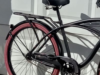 26' Huffy Nel Lusso Men's Cruiser Bike. Like New