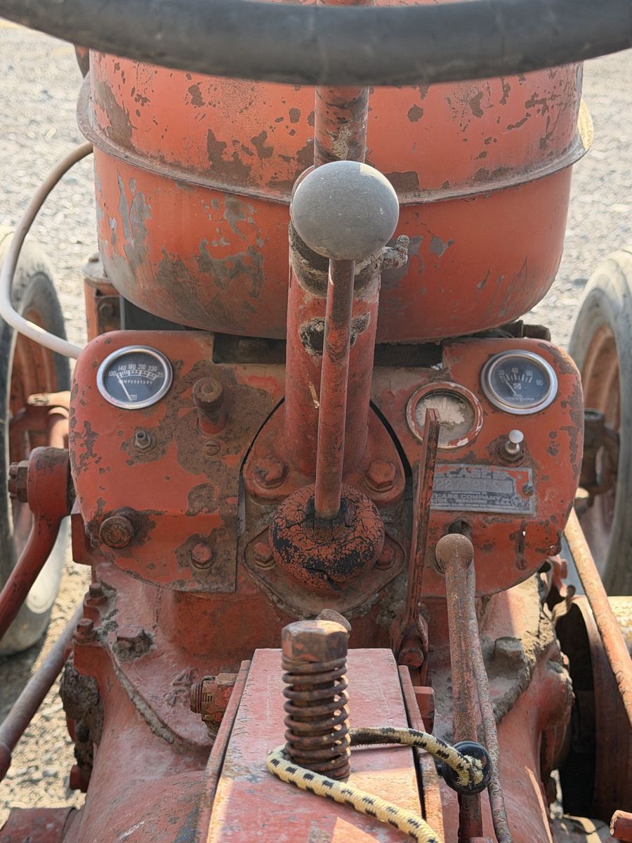 Main image 3