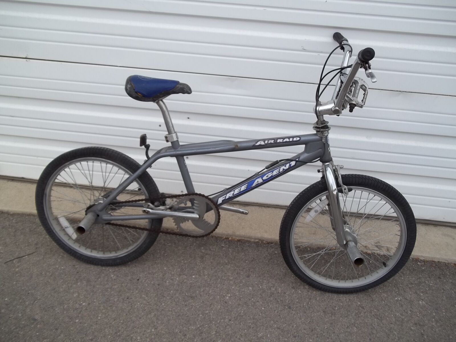 A Collection of Restorable Vintage BMX Bikes (10) & parts - See & Make Offers