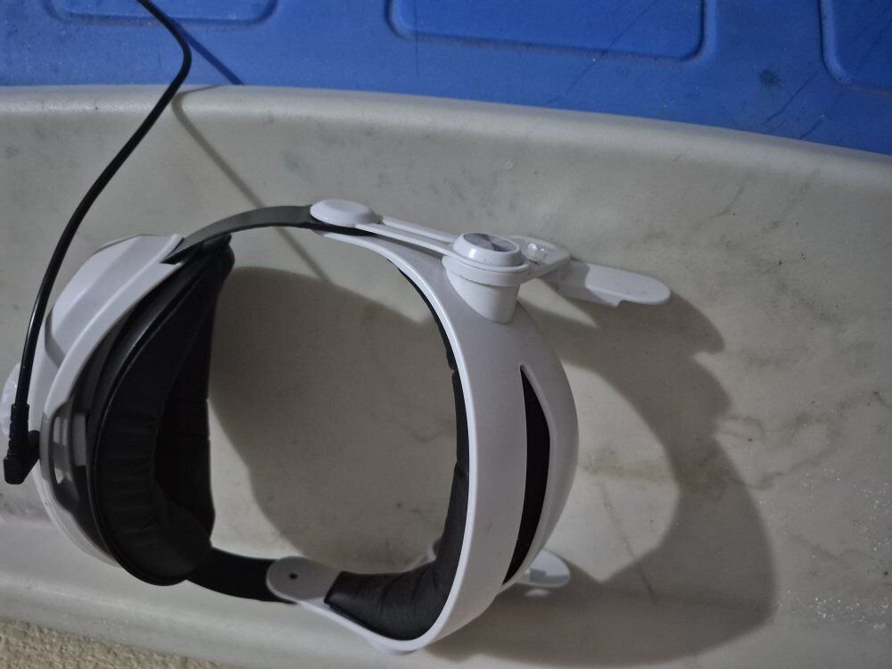 Meta quest 2 headstrap with battery pack