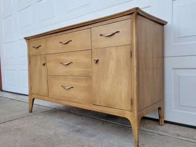 Vintage Mid Century Drexel Buffet/Sideboard