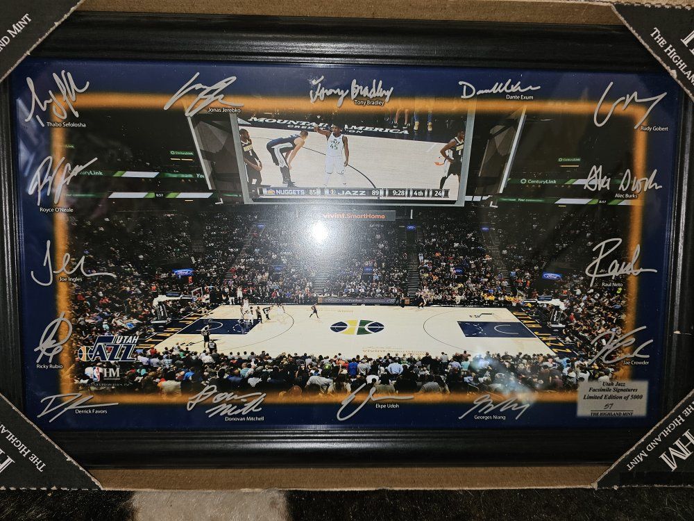 Utah Jazz Highland Mint Facsimile Signatures Framed Photo Limited Edition #57/5000