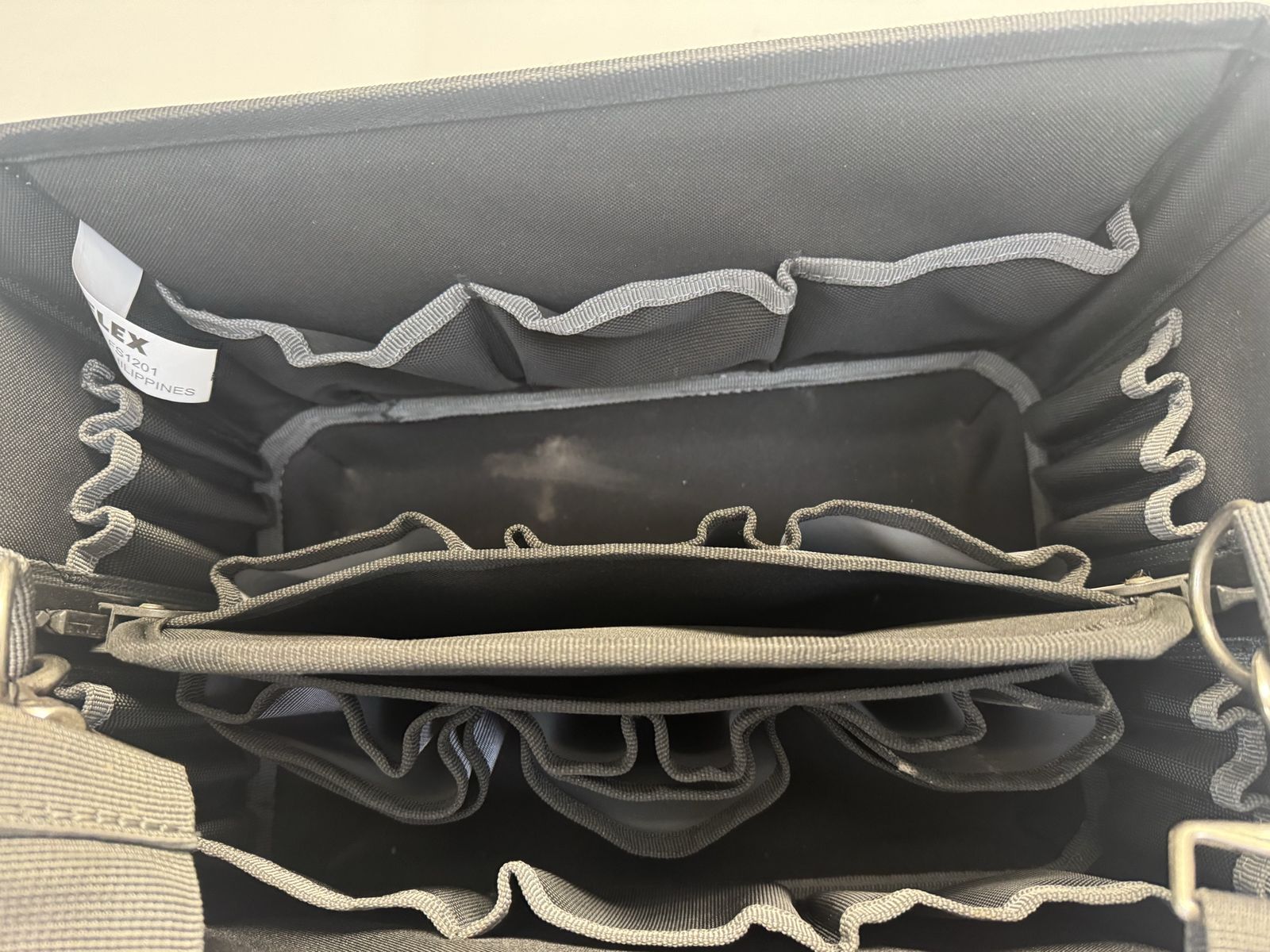Main image 4