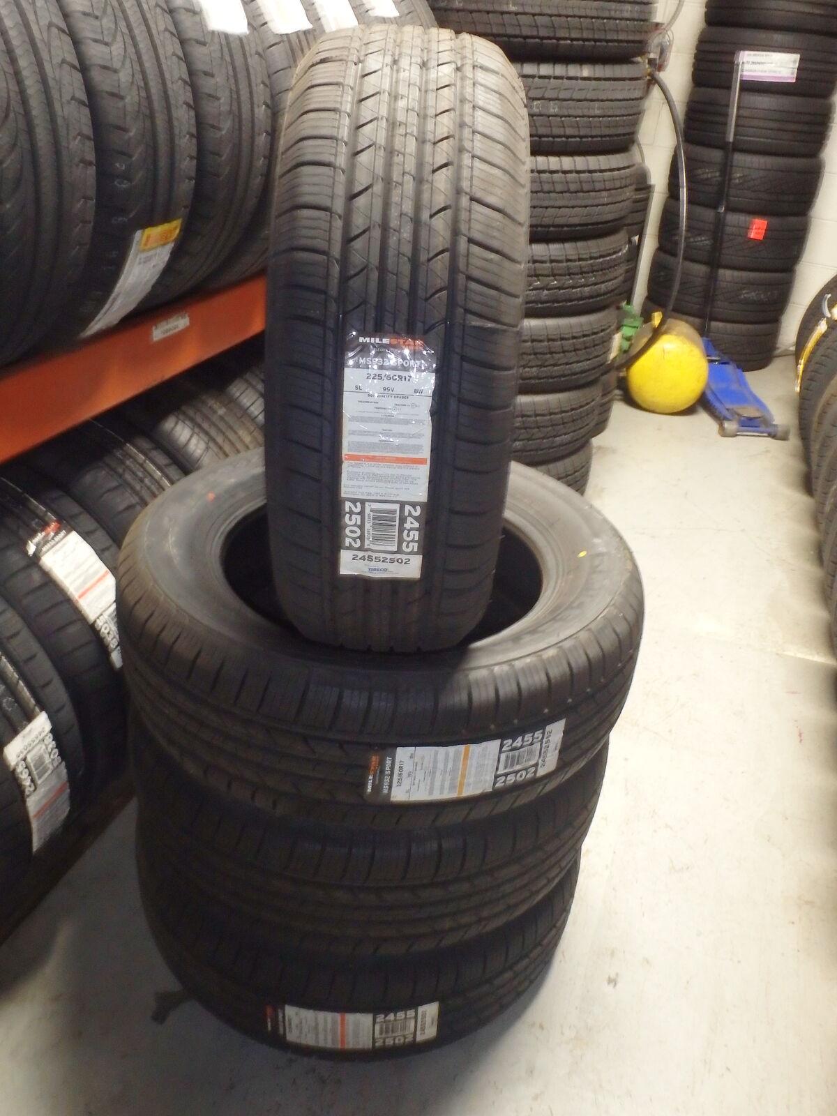 225/60R17 MILESTAR MS932 SPORT SET OF BRAND NEW TIRES