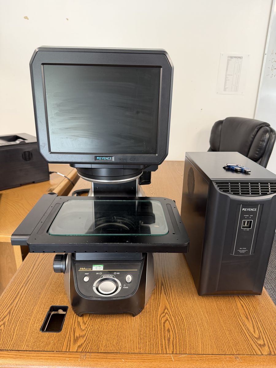 Keyence IM-7030, Great Working Condition