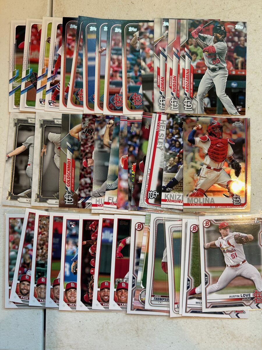 St. Louis Cardinals Baseball Card Lot. 665 cards.