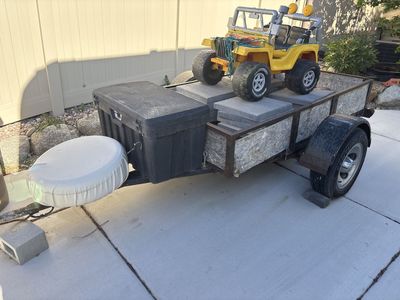 Small Utility Trailer; free new trailer light kit with full price offer