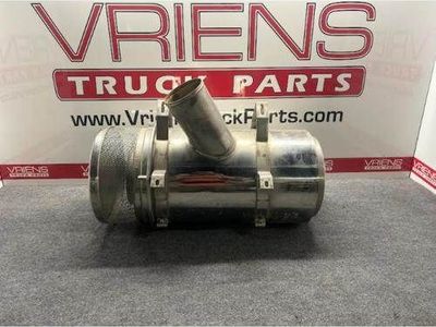 Freightliner Air Cleaner / Air Filter Housing