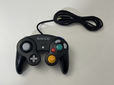 Official Nintendo Gamecube Controller / Black Color / Good Condition