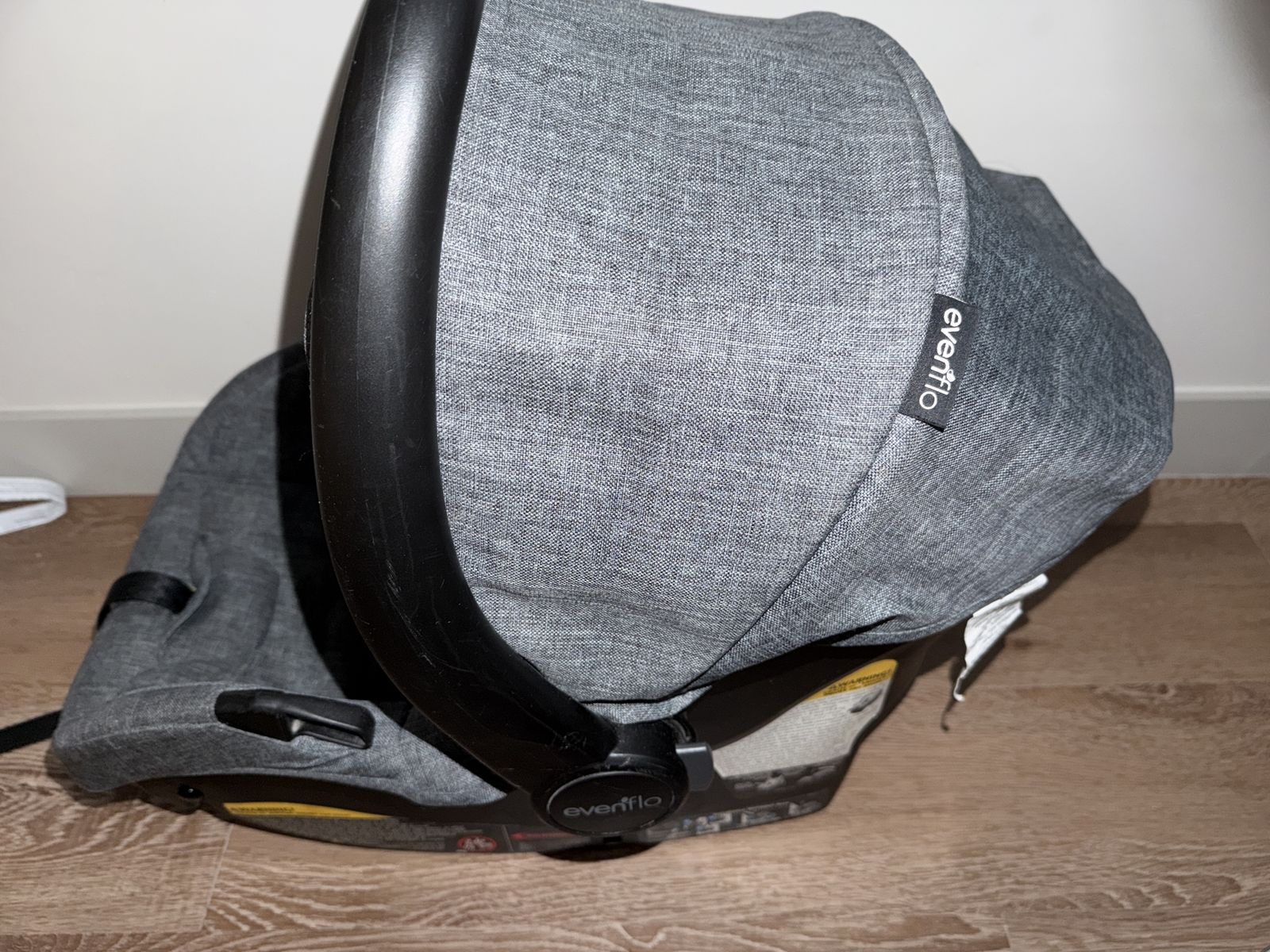 Infant car seat