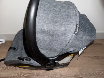 Infant car seat