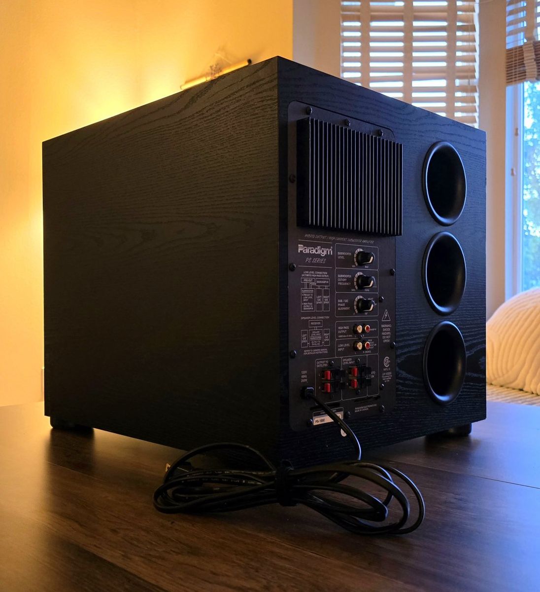 Paradigm PS-1000, chunky powerful subwoofer