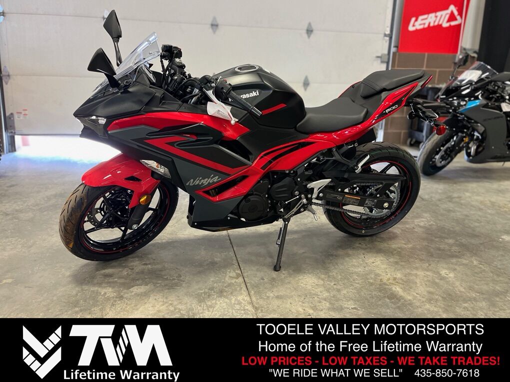 2025 KAWASAKI NINJA 500 ABS