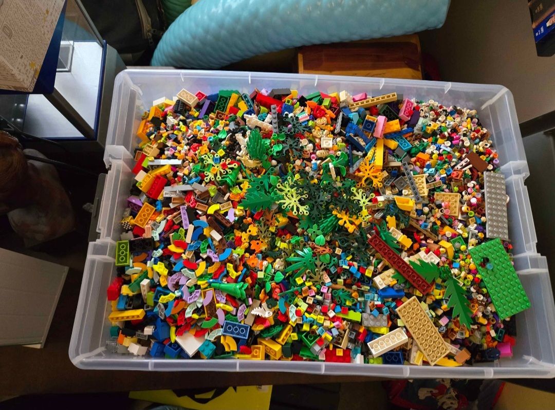 Huge Lot of Genuine LEGO Pieces – 69 Quart Storage Bin – Mixed Bricks, Plants, Specialty Parts