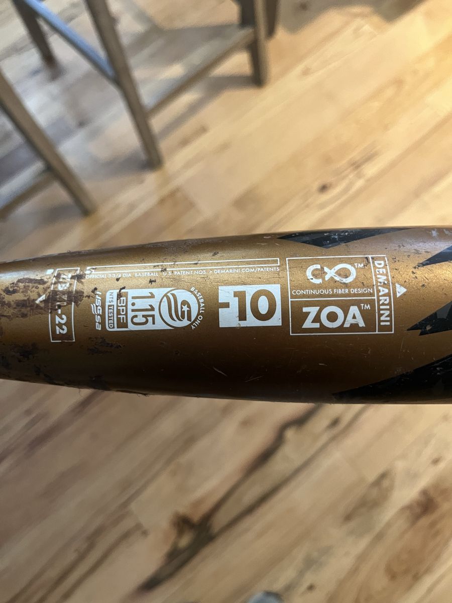 DeMarini Zoa