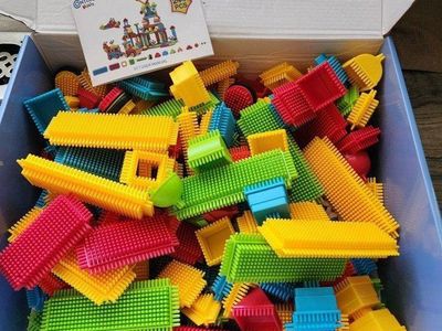 Contixo Bristle Shape STEM Blocks Set, 244 Pcs, Ages 3+, Educational Building Toy