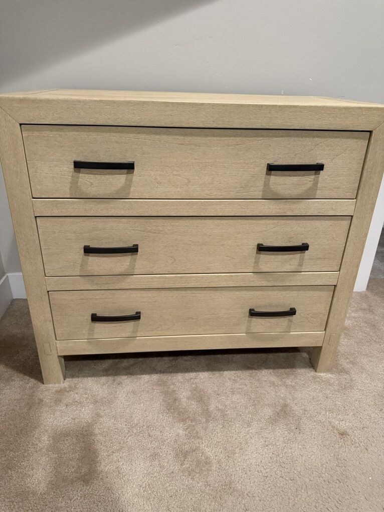 Pottery Barn Linwood 3 Drawer Dresser