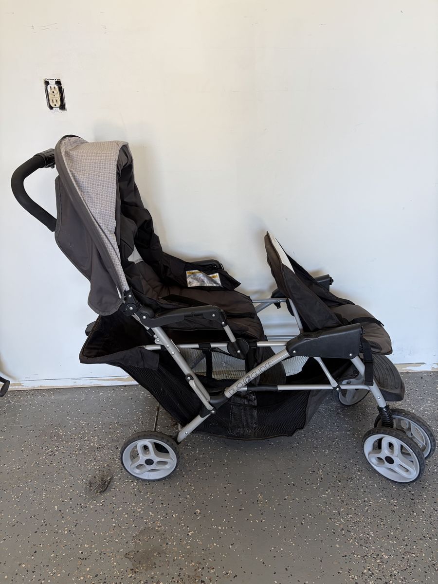 Graco DuoGlider Double Stroller - Black and Gray Tandem Stroller