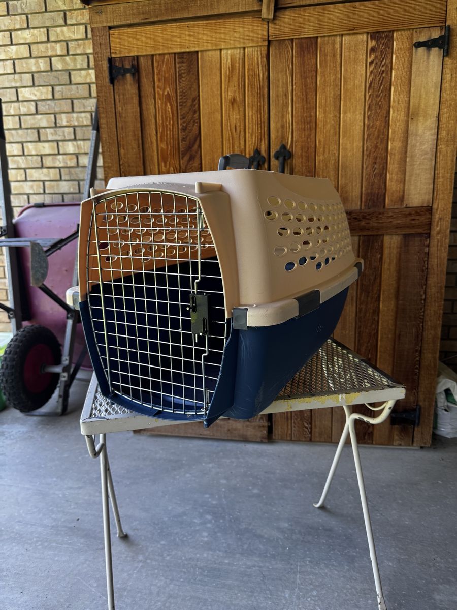 Pet Carrier - Small Dog/Cat Travel Kennel (Beige/Blue)
