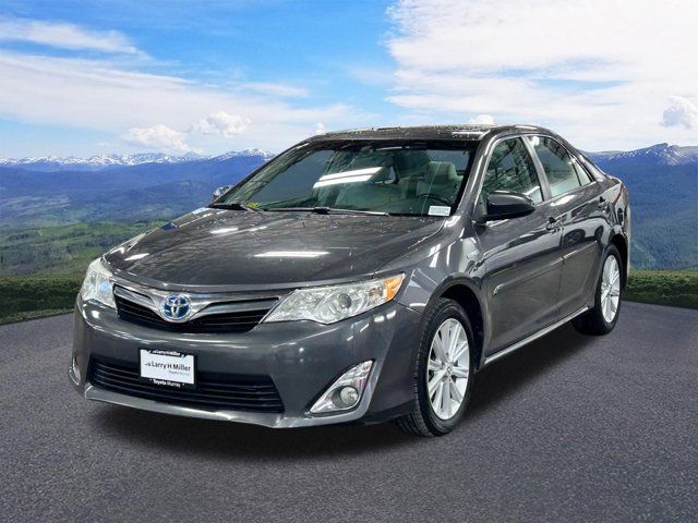 2014 Toyota Camry Hybrid XLE