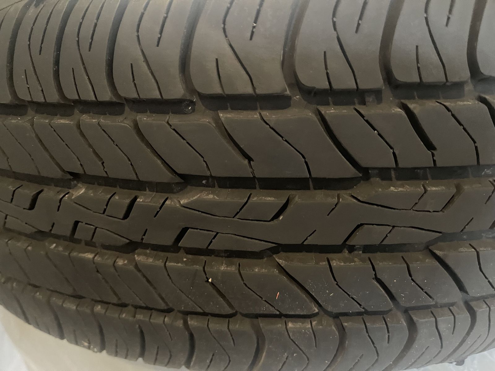 Two 225/65 R17