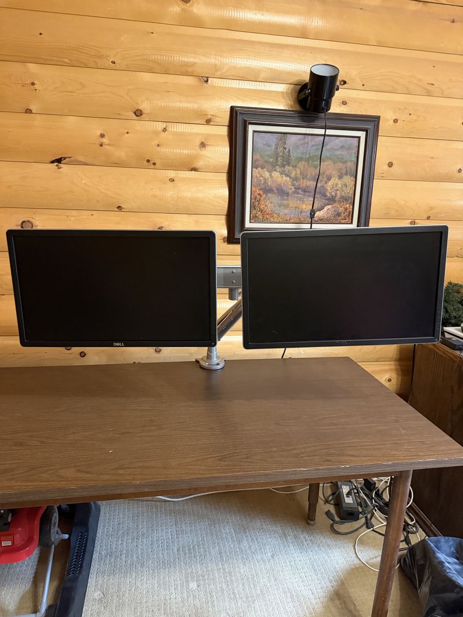 Monitor stand and monitors