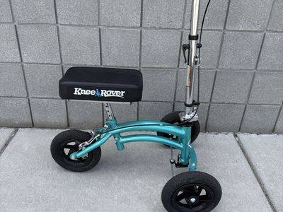 Knee Rover 3-Wheel Knee Scooter for Foot Surgery Recover