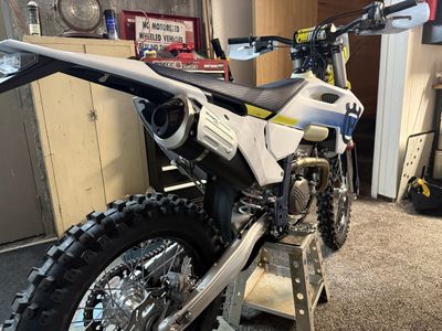 2024 Husqvarna Fe350w 12.6 Hrs (KTM Xcw Exc)